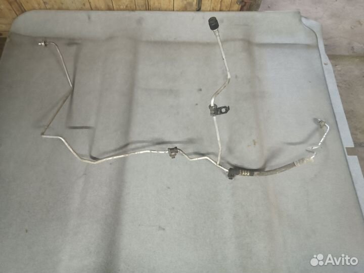 Трубки кондиционирования рено флюенс. Меган 3