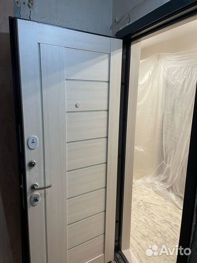 Двери межкомнатные новые