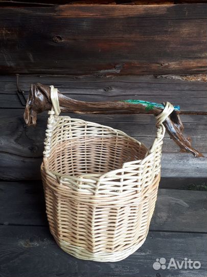 Корзина плетеная