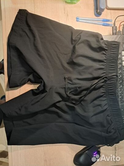 Шорты спортивные