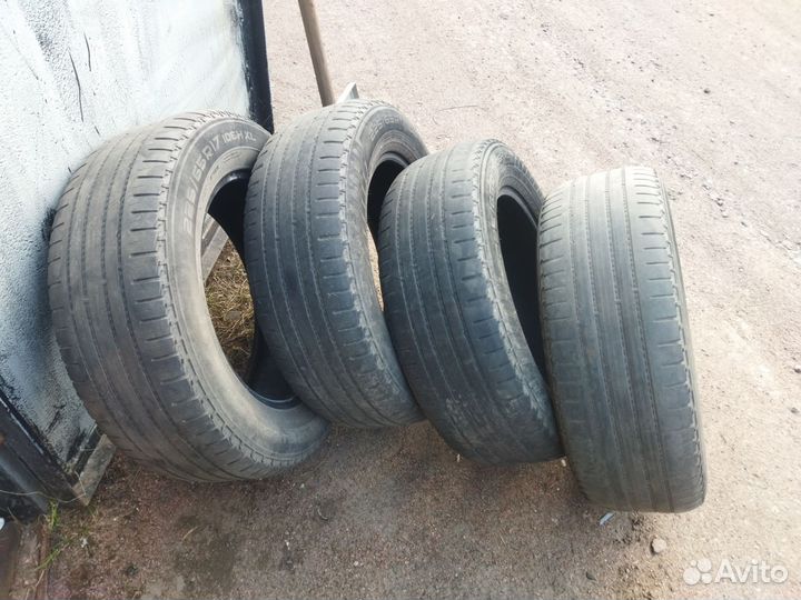 Nokian Tyres Hakka Blue SUV 225/65 R17