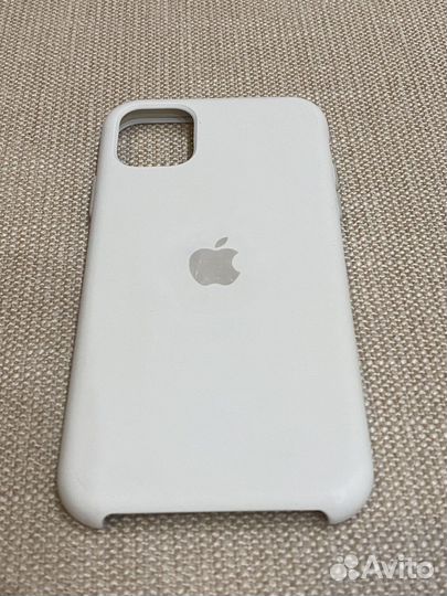 Чехол на iPhone 11