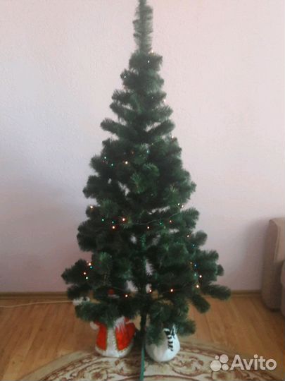 Елка искусственная