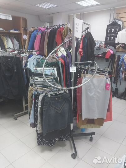 Продам готовый бизнес магазин одежды