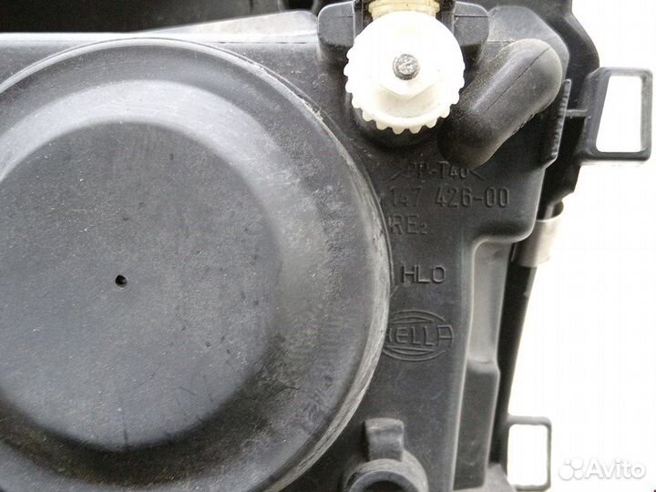 Фара передняя для Volkswagen Passat 5 3B0941018Q