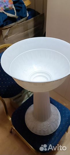 Ваза под цветы напольная пластик