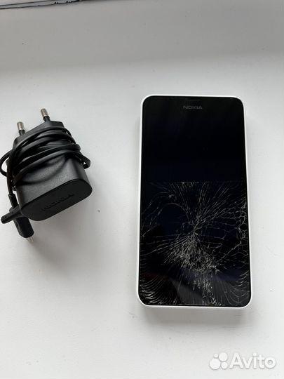 Телефон Nokia lumia 630