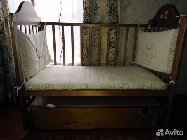 Кроватка маятник