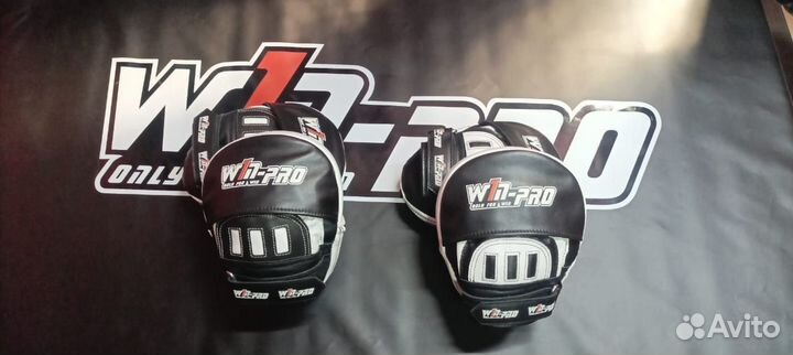 Лапы боксерские изогнутые