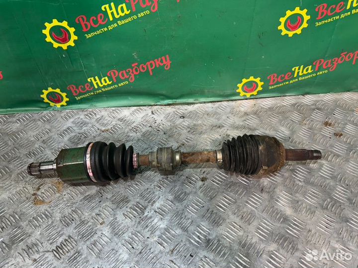 Привод левый Mitsubishi Lancer 9 универсал 2.0