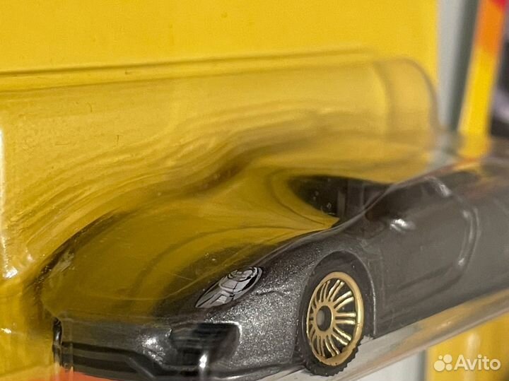 Matchbox porsche 918 mercedes gle