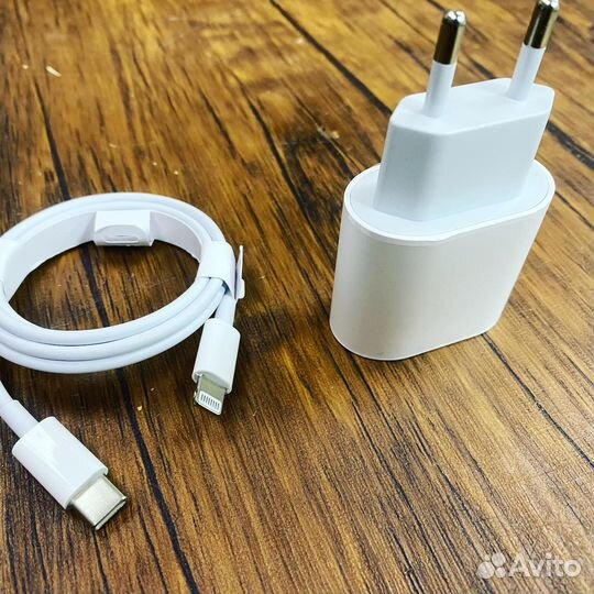 Зарядное устройство+ кабель на iPhone type-c