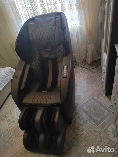 Массажное кресло