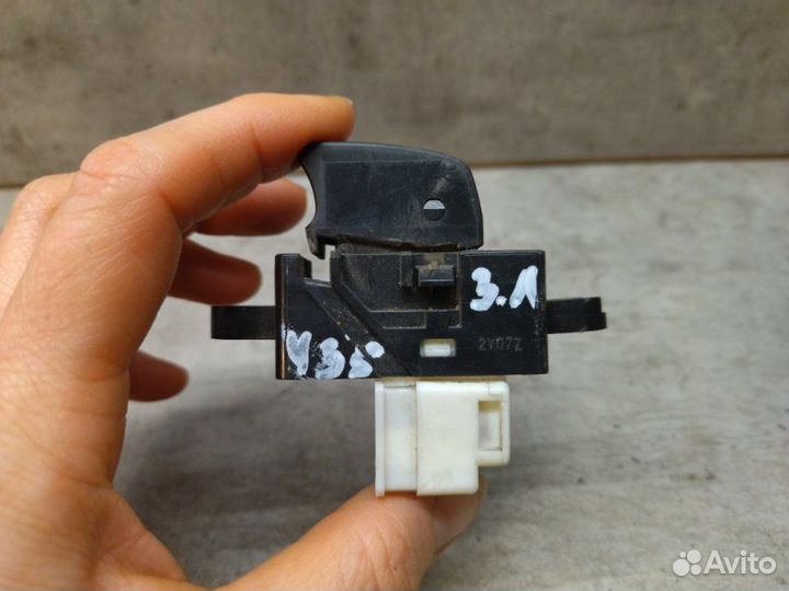 Кнопка стеклоподъемника Nissan Skyline V35 VQ25DD