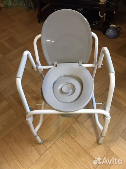 Туалетный стул