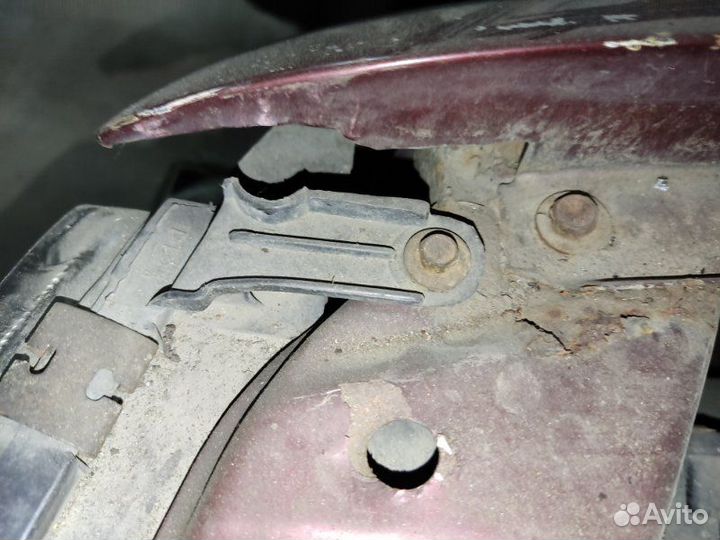 Фара правая Opel Vectra A хетчбек 1.6I C16NZ 1992