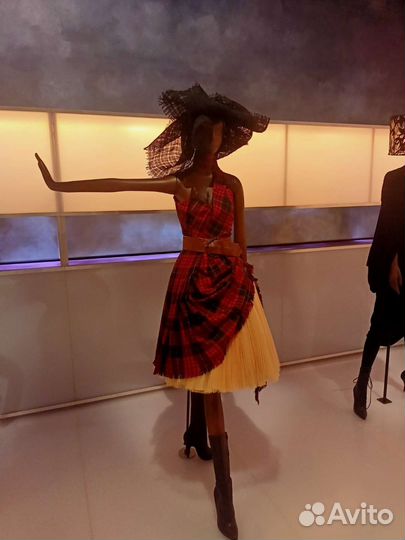 Клиника одежды и абажуров из ткани