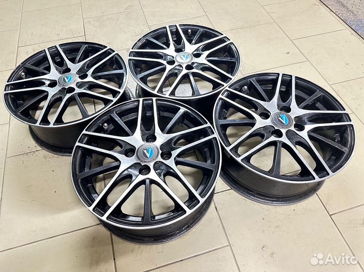 Литые диски r14 на Ваз LADA 4x98