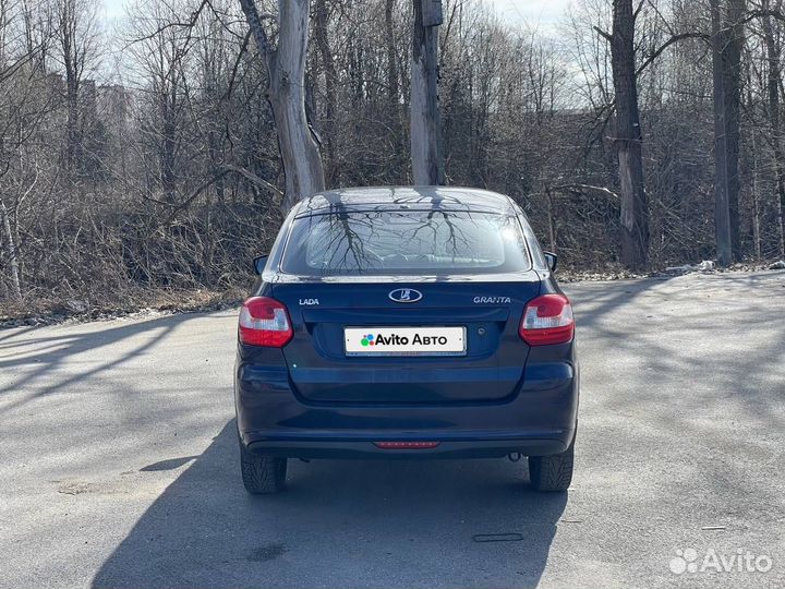 LADA Granta 1.6 МТ, 2015, 160 000 км