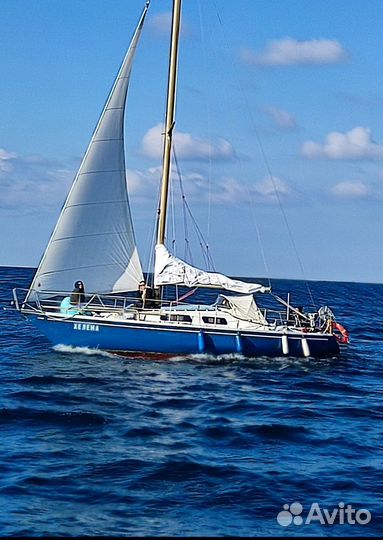 Парусная яхта