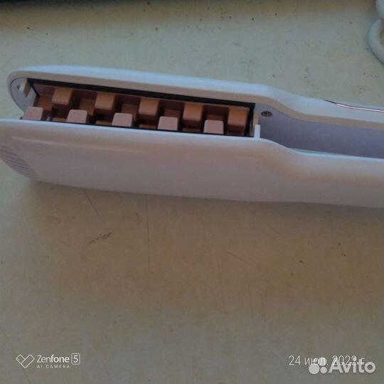 Щипцы для завивки волос