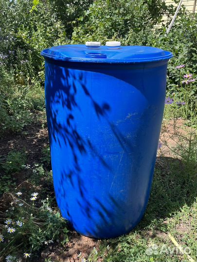 Емкость пластиковая под воду бу