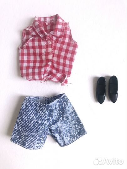 Наряды (на выбор)