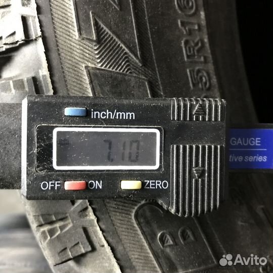 Bridgestone Blizzak Revo GZ 205/55 R16