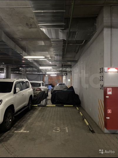 Машиноместо, 13 м²