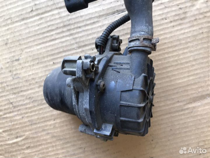 Насос вакуумный Пежо 307 (535)