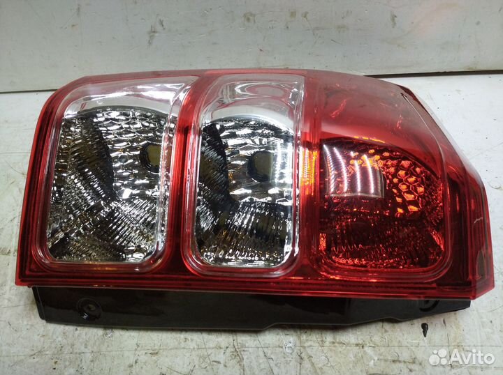 Фонарь задний suzuki grand vitara 2005-2015