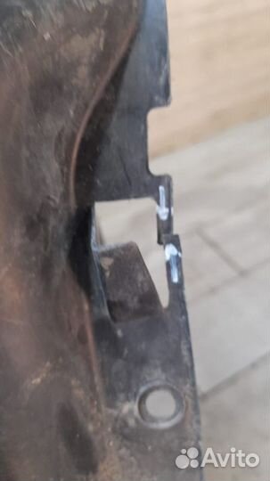 Подкрылок передний левый Ford Focus 3 С 2011 По