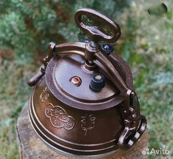 Афганский Казан в Ялте, раздаю половники