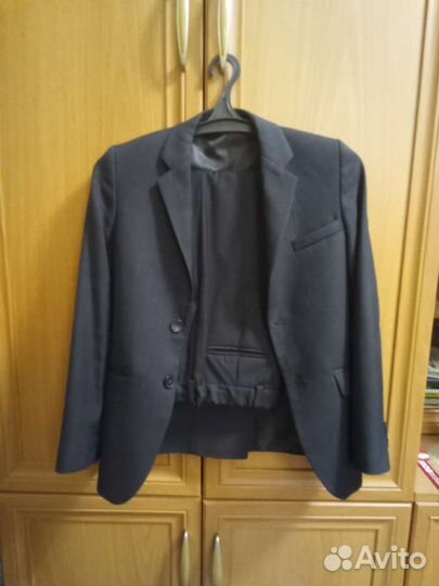 Школьный костюм