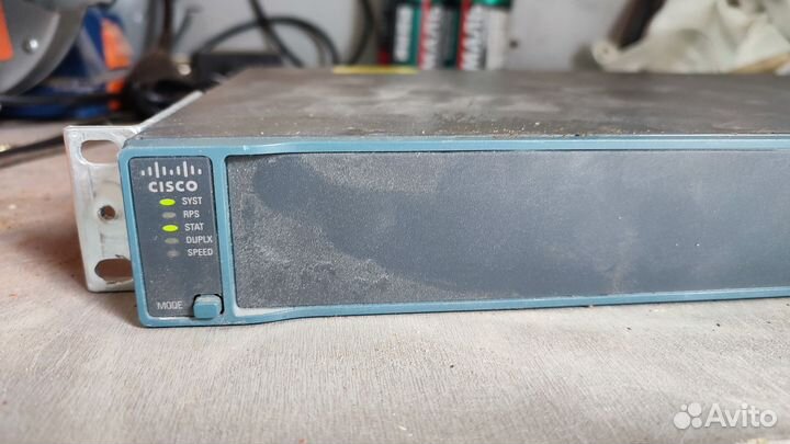 Коммутатор Cisco Catalyst WS-C2960-24TT-L