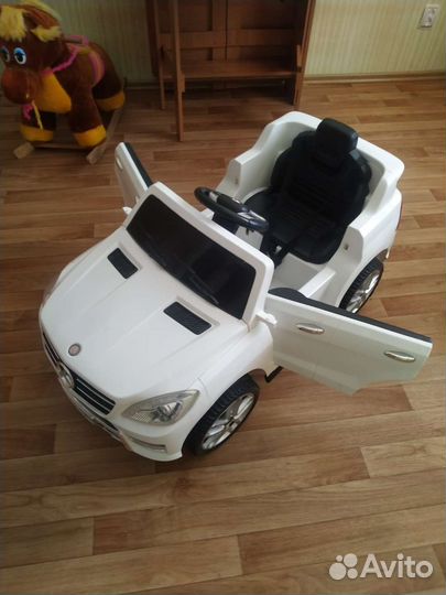 Детский электромобиль бу