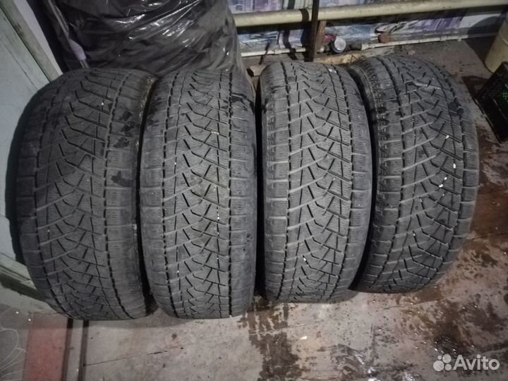 Bridgestone Blizzak DM-Z3 235/55 R18