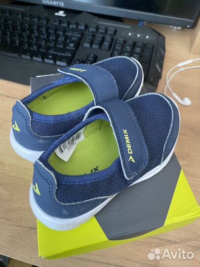 Кроссовки demix 23