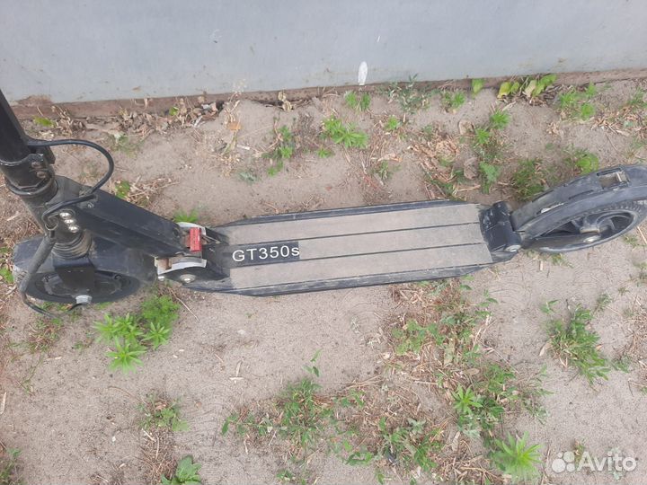 Самокат взрослый электрический бу