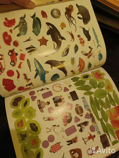 Книга наклеек