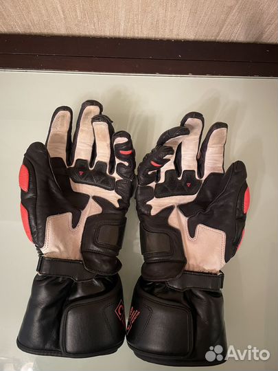 Перчатки dainese