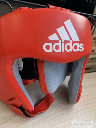 Боксерский шлем adidas aiba размер S