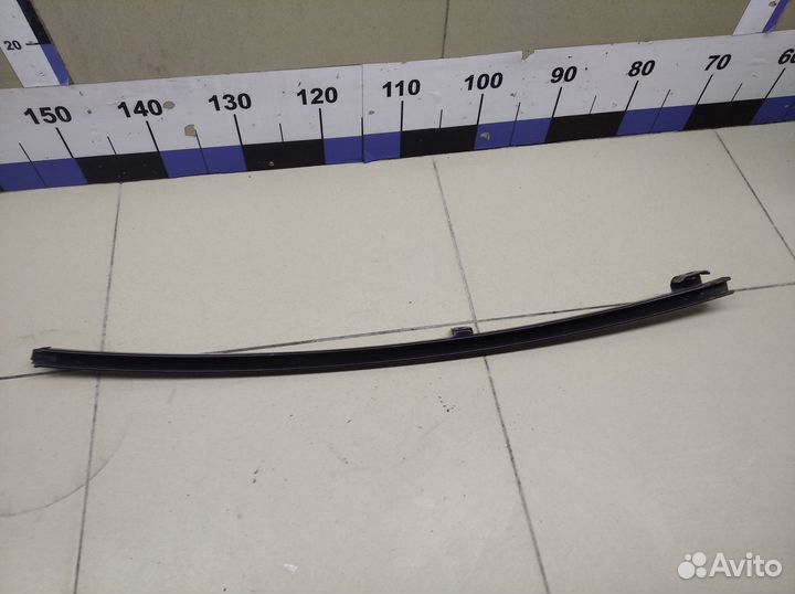 Направляющая стекла Pajero/Montero Sport (KH) 2008