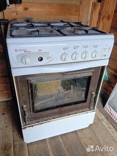 Газовая плита 4 конфорки бу Gefest