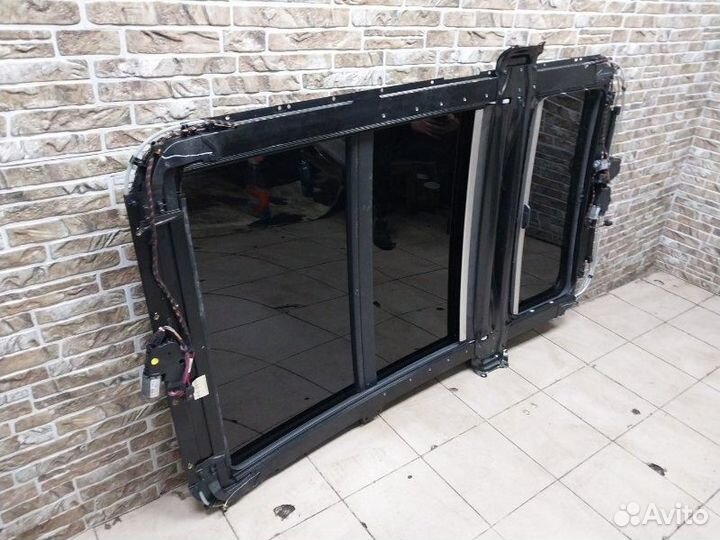 Стекло панорамной крыши Audi Q7