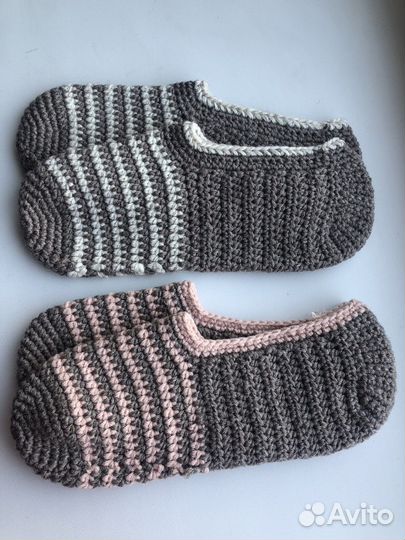 Домашние тапочки,носочки,следки