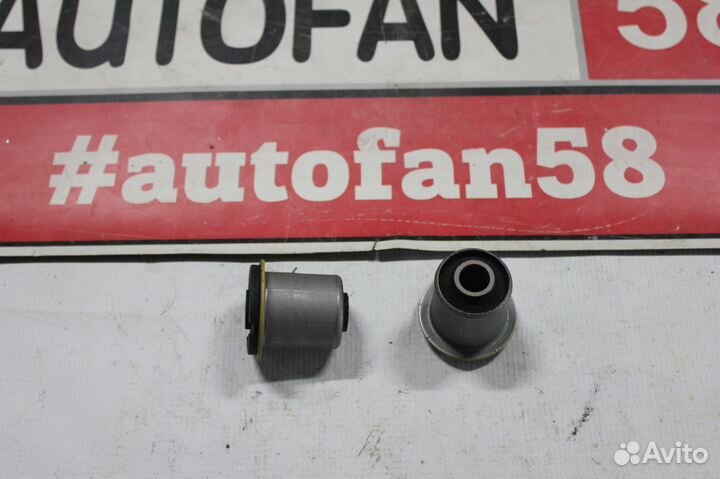 Сайлентблок переднего верхнего рычага Toyota