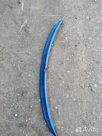 Сполер yaris 2