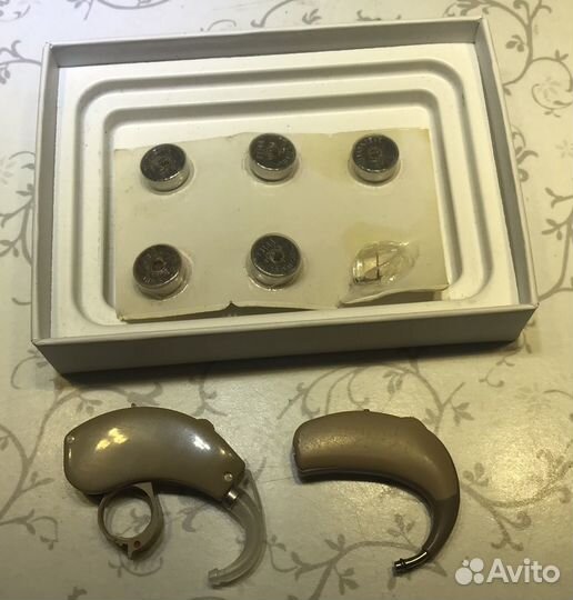 Продам два слуховых аппарата