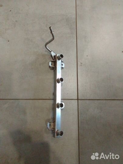 Топливная рампа Bmw 1